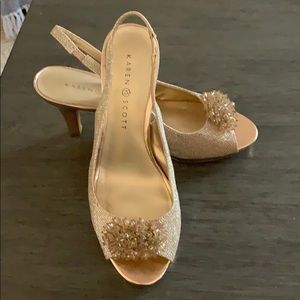 Size 8 KarenScott Rose Gold shoes